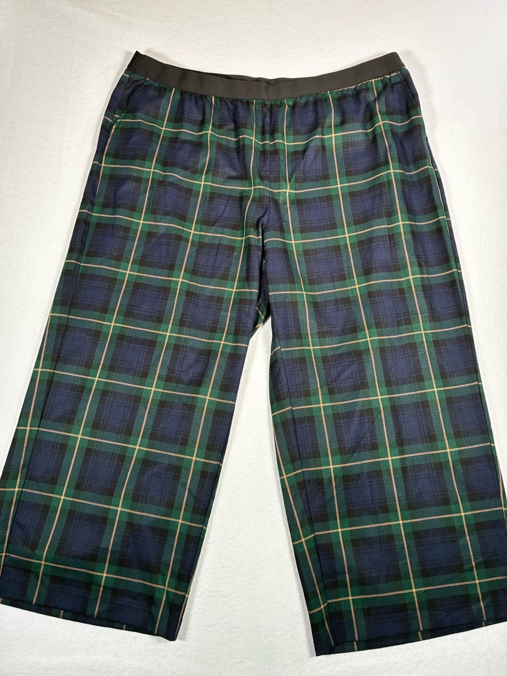 Lane Bryant Green & Navy Plaid Elastic Waist Pull up Trouser Pants size: 26S